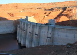Glen Canyon Dam photo