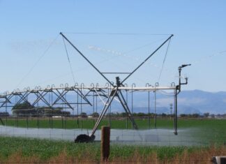 Colorado lawmakers have approved a bill to help regions comply with obligations to deliver water to Kansas, Nebraska, Texas and New Mexico.